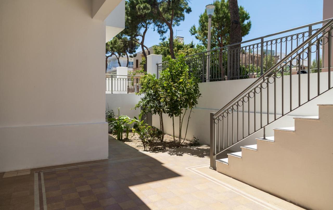 Angelana Luxury Apartments Rhodes City Buitenkant foto