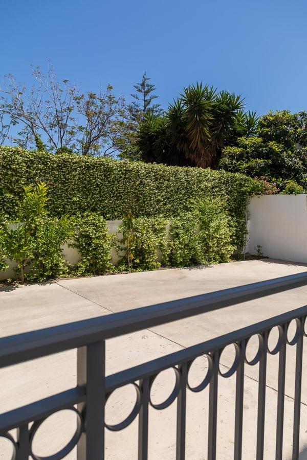 Angelana Luxury Apartments Rhodes City Buitenkant foto